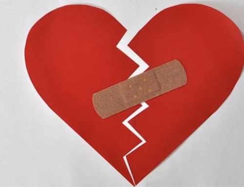 Thuhet se të thyesh zemrën e njeriut është më e rëndë sesa të shembësh Qaben. Cili është dënimi i atij që thyen zemrën e njeriut?